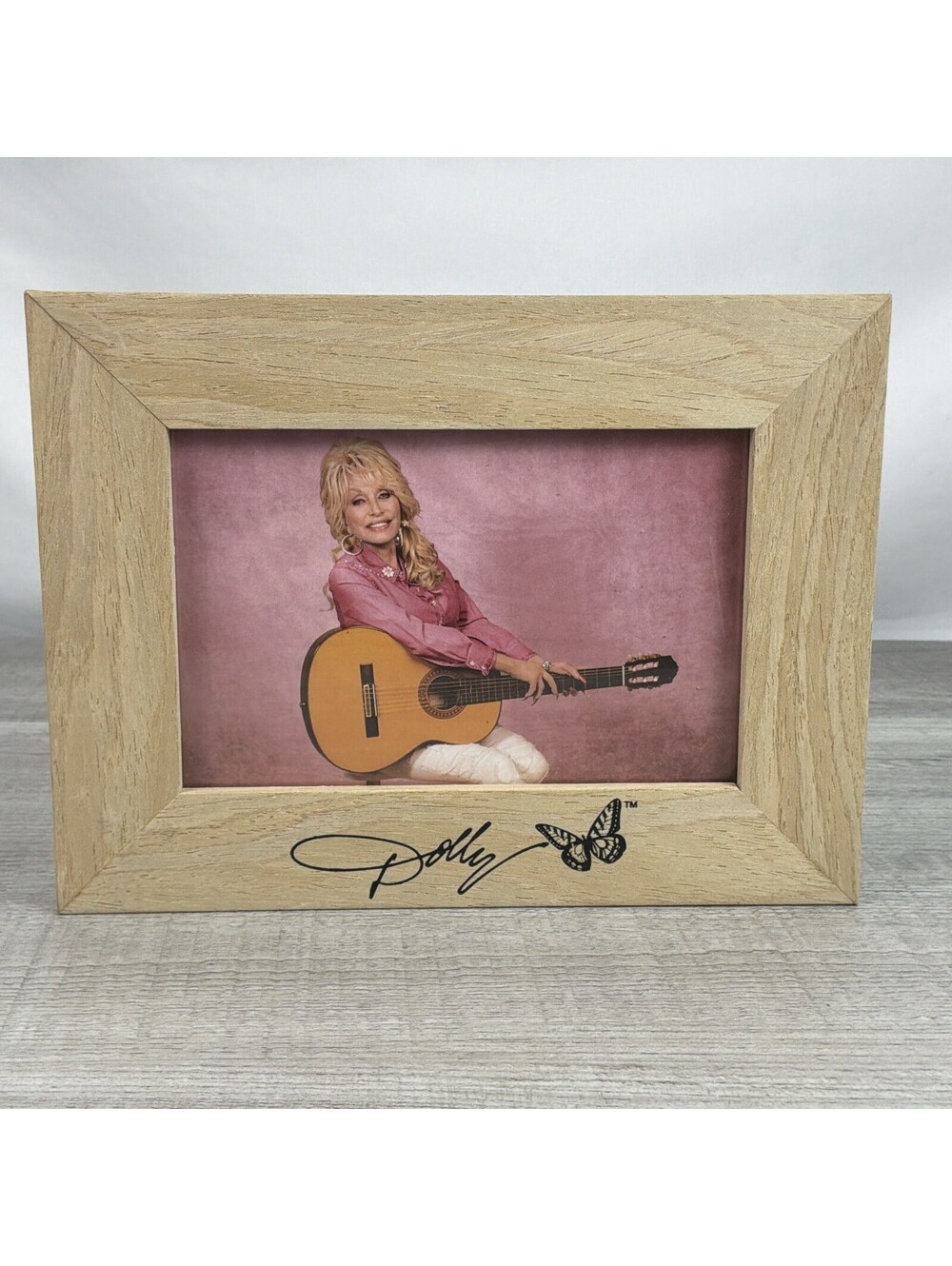 Dolly Parton Picture Frame Unisex 4x6 Natural Tan Excellent Wood Butterfly Logo